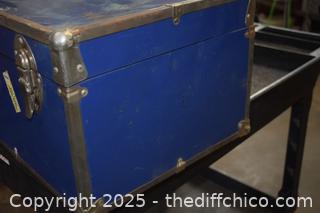 Trunk - 30in x 16in x 12in