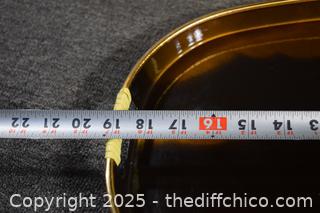 2 Serving Trays