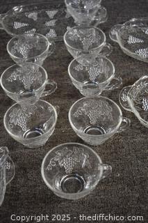 6 Glass Grape Snack Sets plus 7 extra glasses
