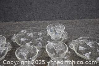 6 Glass Grape Snack Sets plus 7 extra glasses