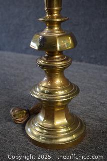 Working Heavy Brass 22in tall Lamp