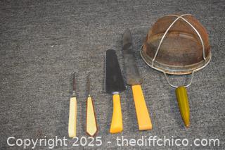 Mixed Lot of Bakelite and More Kitchen Tools