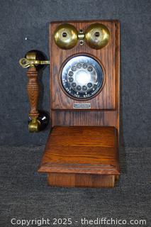 Wall Hanging Vintage Style Phone - 8in x 18in