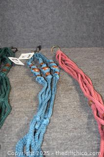 4 Macramé Hangers