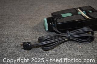Realist Green Button Slide Viewer