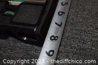 Realist Green Button Slide Viewer