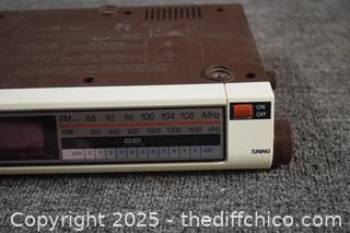 Working Vintage Radio