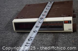 Working Vintage Radio