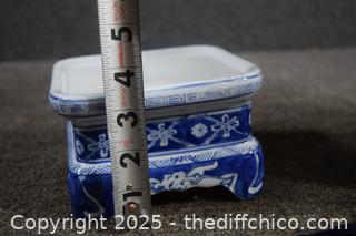 Blue and White Oriental Vase plus Stand