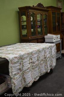 Rose Wedding Ring Quilt plus 2 shams-82in x 80in