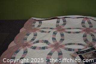 King Rose Wedding Ring Quilt plus 2 shams-100in x 92in