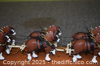 Vintage Budweiser Clydesdale  Wagon plus 8 Horses-36in x 5in x 6in