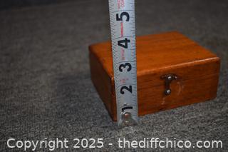 Wood Box w/Scale Weights
