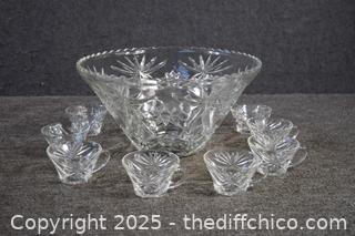 Glass Punch Bowl plus 8 Cups