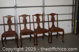 4 Vintage Oak Chairs w/carved feet-19in x 20in x 39in-18in up to seat