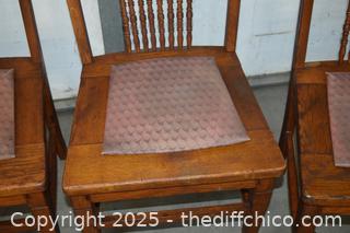 5 Vintage Oak Chairs -18in x 19in x 39in-18in up to seat