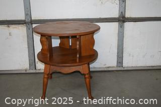 Rotating  End Table - 25in dia x 25in