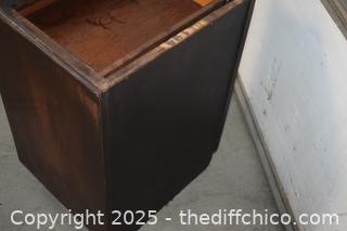Vintage Night Stand-no marble top-18in x 15in x 25in