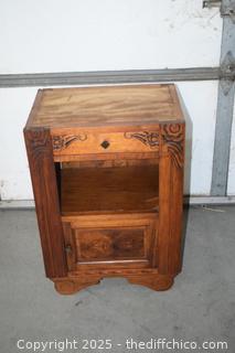 Vintage Night Stand-no top-19in x 13in x 27in