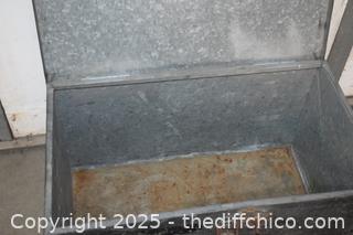 Metal Box w/lock-no key-29in x 17in x 16in