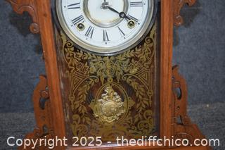 Vintage Gingerbread Clock w/key