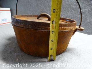 Cast Iron Pot W/Lid