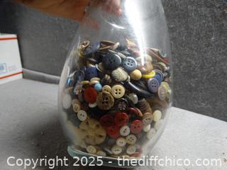 Vase W/ Buttons
