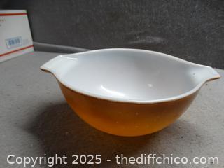 Vintage Pyrex - Cinderella Mixing Bowl Old Orchard 7 1/2 x 3 1/2