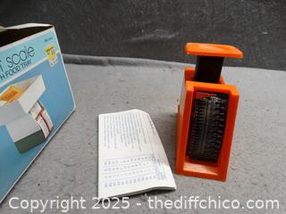 Diet Scale W/ Food Tray NIB