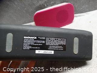 2 Speakers