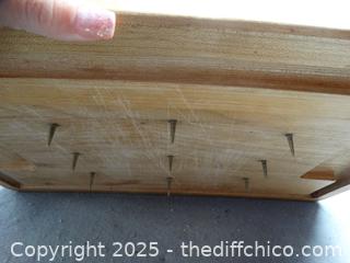 Cutting Board W/Spikes