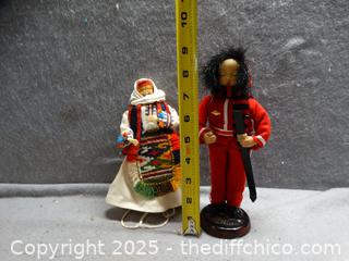 2 Dolls