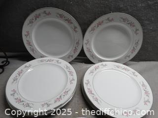 8 Dinner Plates 1 Platter Pageant Diamond China