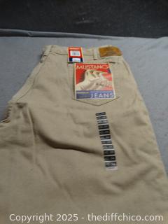 NWT Mustang Jeans 42 x 34