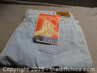 NWT Mustang Jeans 42 x 34