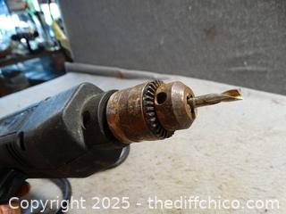 Black & Decker 3/8 Drill  Untested
