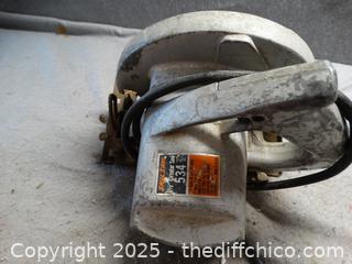 Skil Saw 6 1/2 " Power Saw Works