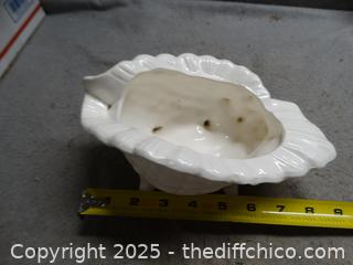 Large White Shell Décor 
