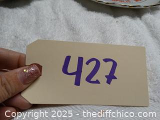 Decretive Plates 
