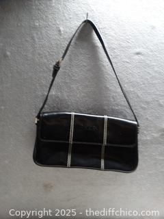 Gucci Purse ( idk if real or fake !)