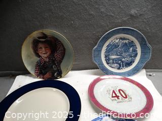 Decretive Plates 