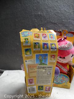 3 New Zip Itsz Dolls 