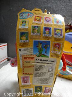 3 New Zip Itsz Dolls 