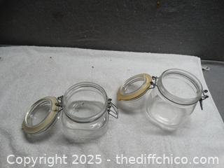 2 Latching Jars 