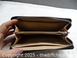 Guess Wallet 