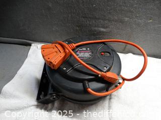 30FT Jobsmart 16 AWG Cord Reel 