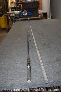 Shakespeare Ugly Stick Fishing Pole