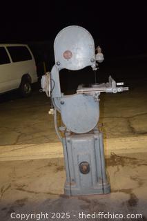 Delta Ban Saw Working