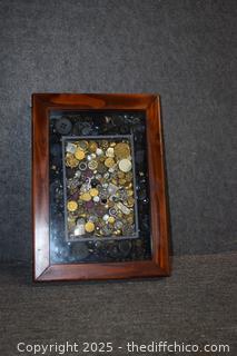 Dave's Button Art-12in x 16in