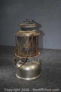 Vintage Coleman Lantern
